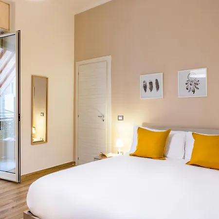 Apartment Piazza Carlo Iii By Wonderful Italy *